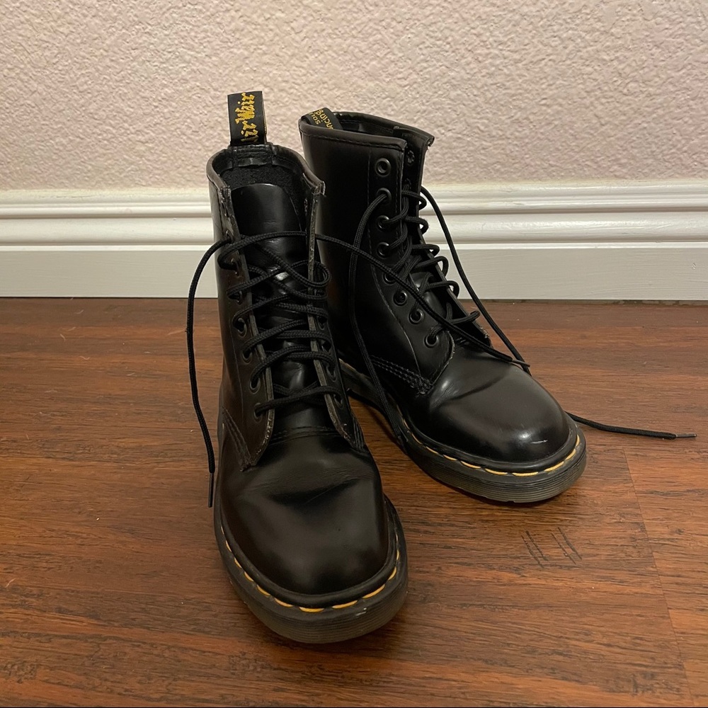 Doc Martens 1460 Smooth Leather Boots